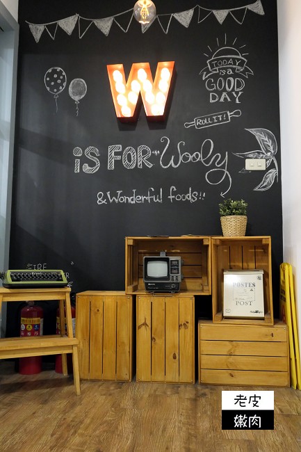 桃園車站隱藏咖啡廳 | 二樓的【Wooly cafe】有wifi及插座 / 內有菜單 - 老皮嫩肉的流水帳生活