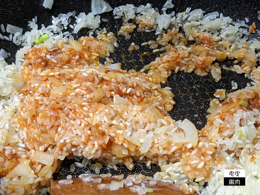懶人料理-炒鍋篇|【義式雞肉紅醬燉飯】輕鬆上菜 - 老皮嫩肉的流水帳生活