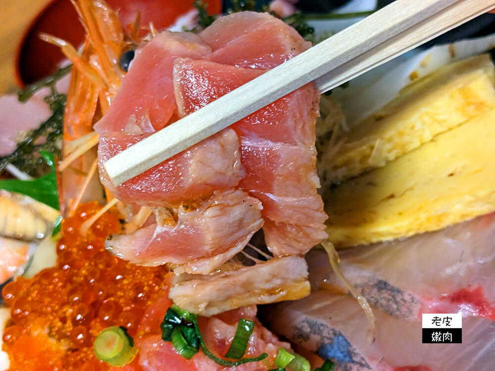 那霸美食-魚屋直營食堂 魚まる|漁師食堂 海鮮丼定食不用台幣400元 - 老皮嫩肉的流水帳生活