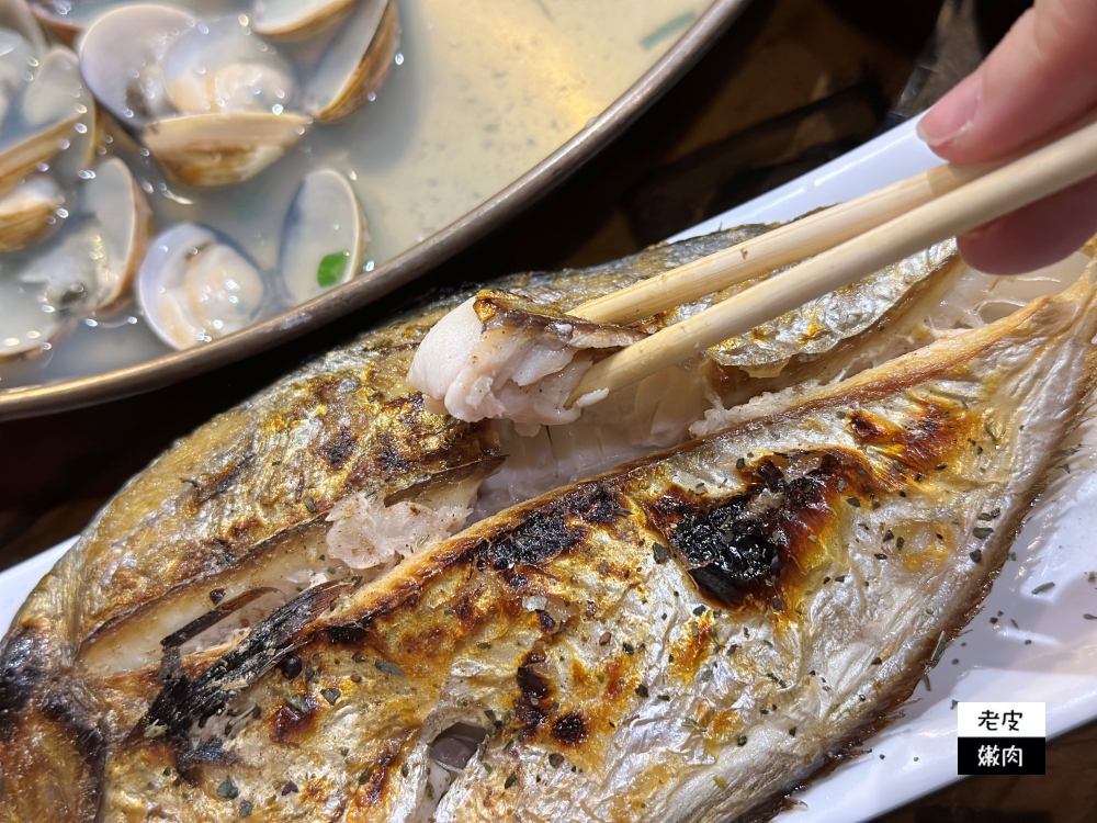 桃園八德餐廳-貝蛤蛤海鮮餐酒館|超大盤蛤蜊只要160元 - 老皮嫩肉的流水帳生活