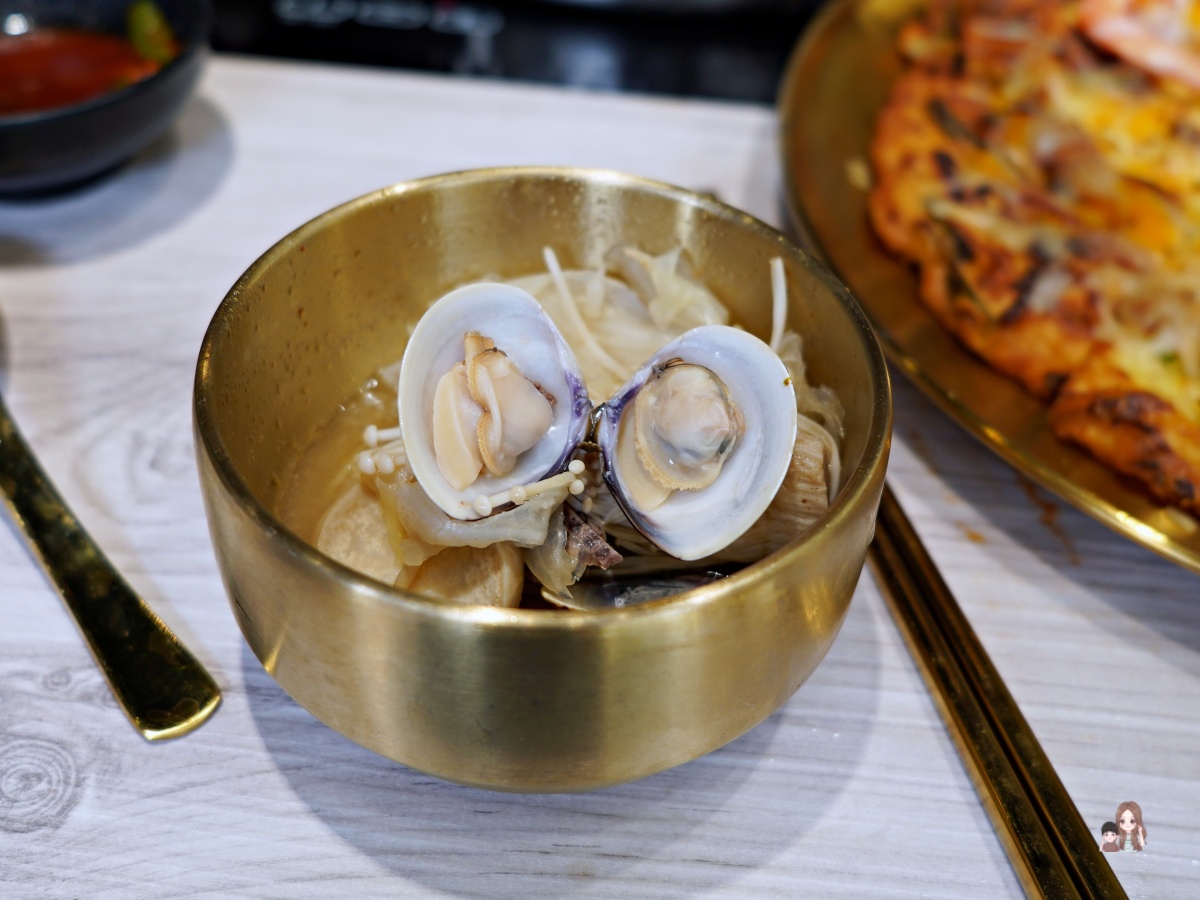 2024新開幕超強韓式料理【正谷家】必點韓式火鍋一隻雞 - 老皮嫩肉的流水帳生活