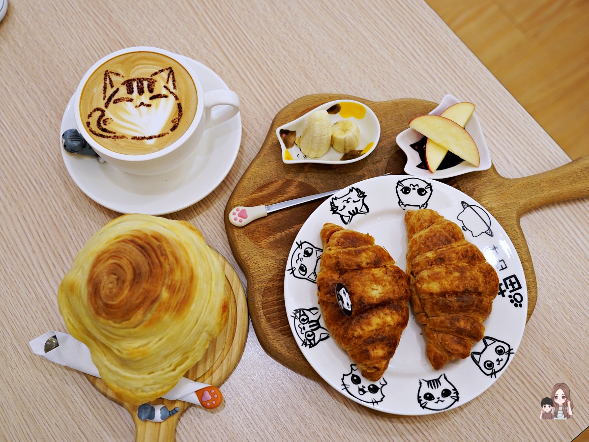 喵日子café 每樣餐點都有貓咪元素在裡面，超級可愛的。