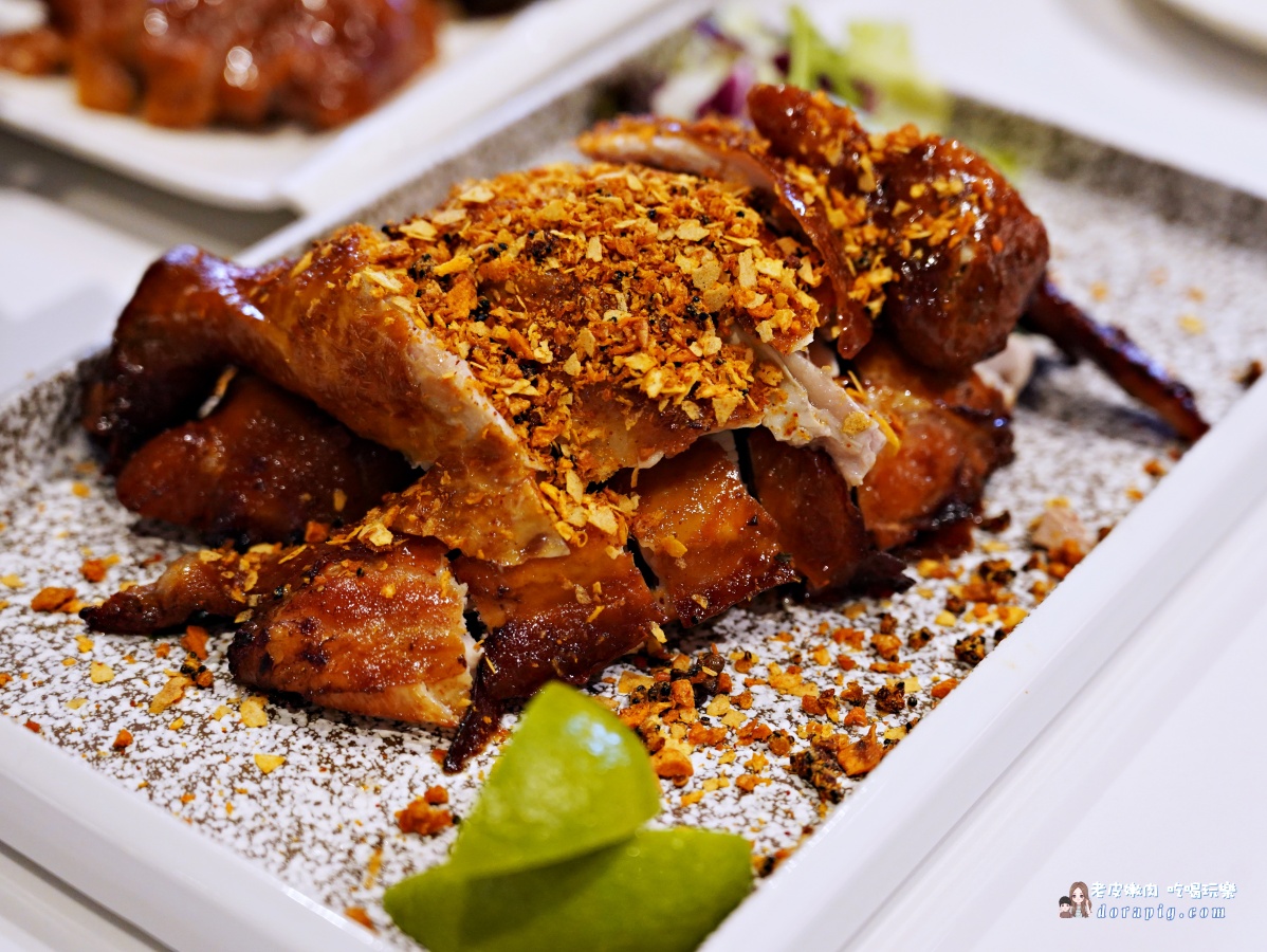 點八粵忠孝店 餐點介紹紅藜麥蒜香脆皮雞 