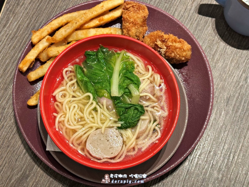 桃園海洋親子XPark飯店【和逸飯店】房間內看水族館 還有免費接駁車 - 老皮嫩肉的流水帳生活