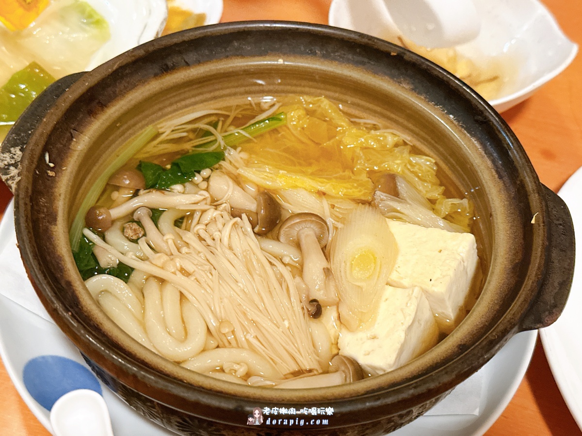 沖繩單軌電車美食【天居屋 あまいか 】一隻炸雞翅只要60円、生啤一杯250円 - 老皮嫩肉的流水帳生活 沖繩單軌電車美食【天居屋 あまいか 】一隻炸雞翅只要60円、生啤一杯250円 - 老皮嫩肉的流水帳生活