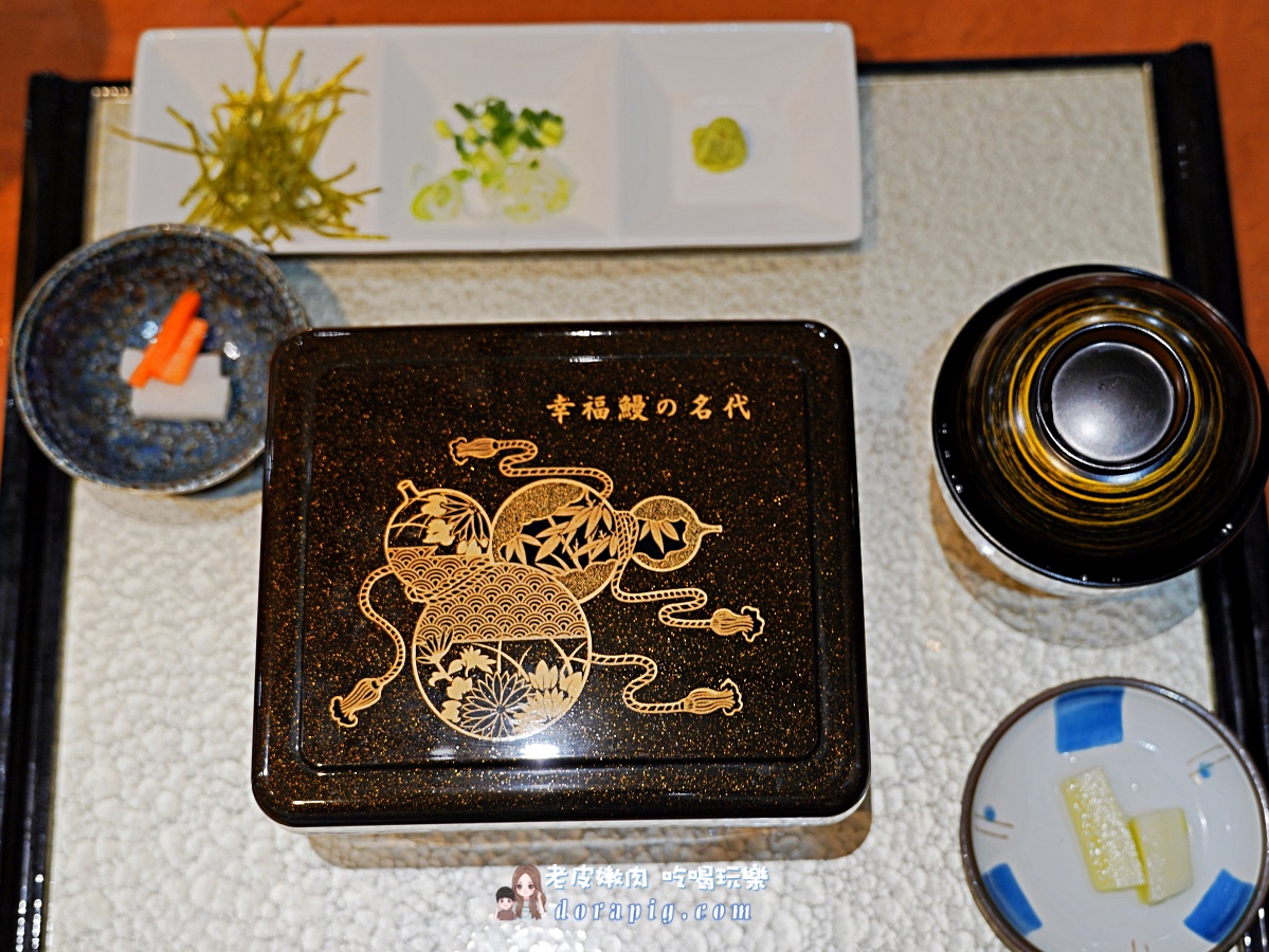 沖繩老饕必吃【黑船鰻魚飯】秘醬極致奢華享受 一生必訪的鰻魚殿堂 - 老皮嫩肉的流水帳生活 沖繩老饕必吃【黑船鰻魚飯】秘醬極致奢華享受 一生必訪的鰻魚殿堂 - 老皮嫩肉的流水帳生活