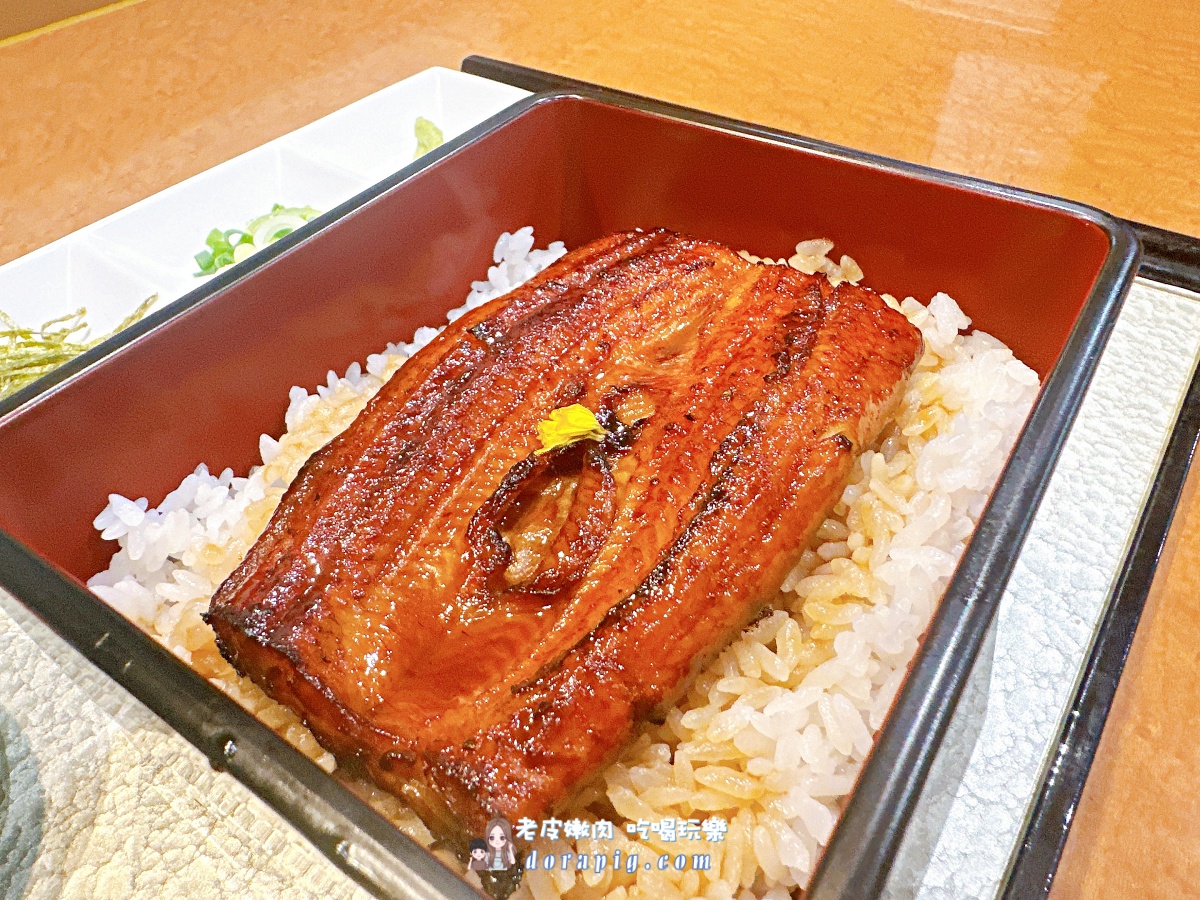 沖繩老饕必吃【黑船鰻魚飯】秘醬極致奢華享受 一生必訪的鰻魚殿堂 - 老皮嫩肉的流水帳生活 沖繩老饕必吃【黑船鰻魚飯】秘醬極致奢華享受 一生必訪的鰻魚殿堂 - 老皮嫩肉的流水帳生活