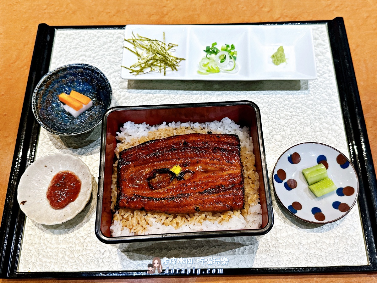 沖繩老饕必吃【黑船鰻魚飯】秘醬極致奢華享受 一生必訪的鰻魚殿堂 - 老皮嫩肉的流水帳生活 沖繩老饕必吃【黑船鰻魚飯】秘醬極致奢華享受 一生必訪的鰻魚殿堂 - 老皮嫩肉的流水帳生活