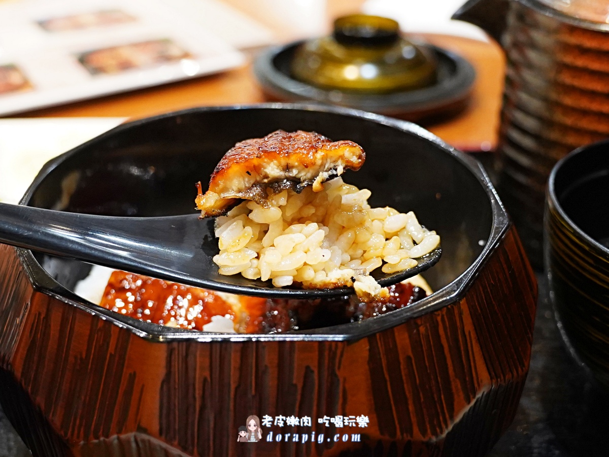 沖繩老饕必吃【黑船鰻魚飯】秘醬極致奢華享受 一生必訪的鰻魚殿堂 - 老皮嫩肉的流水帳生活 沖繩老饕必吃【黑船鰻魚飯】秘醬極致奢華享受 一生必訪的鰻魚殿堂 - 老皮嫩肉的流水帳生活