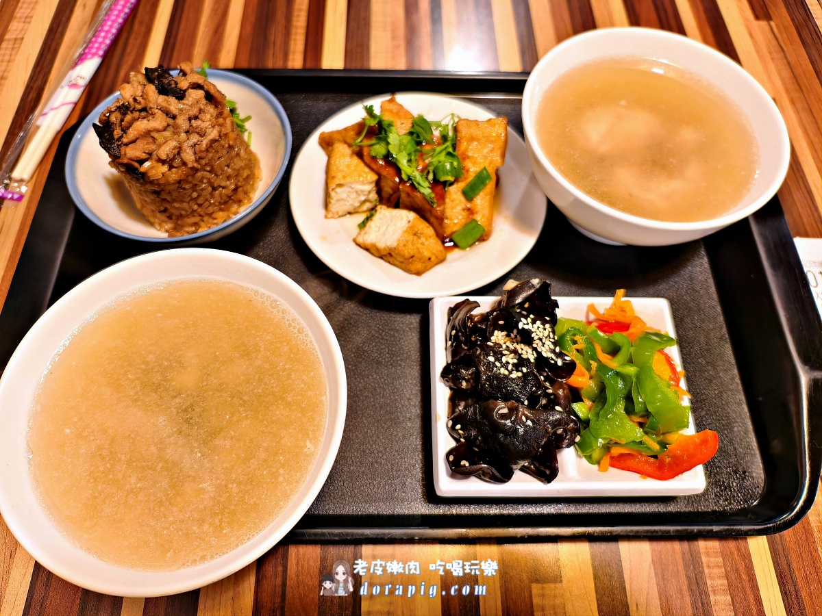 大溪老街【游記百年油飯】百年滋味，招牌油飯 一口入魂的古早味 - 老皮嫩肉的流水帳生活