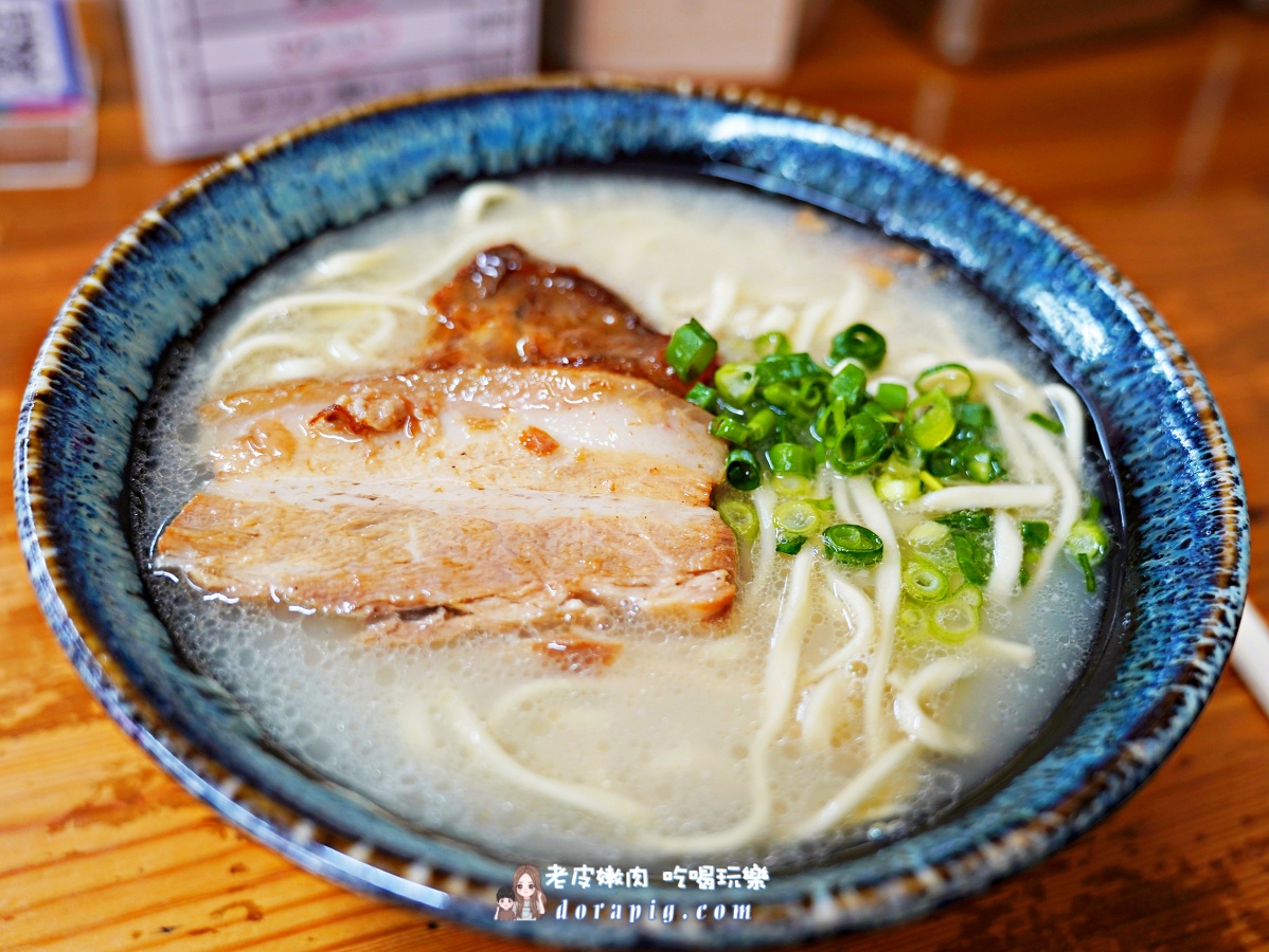 沖繩那霸在地人私藏【沖縄食堂にじや 曙店】一碗入魂的阿古豬骨湯麵 - 老皮嫩肉的流水帳生活