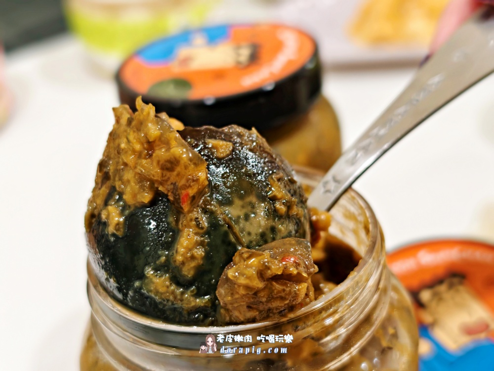 吃貨必收【協發行泡菜】蠟筆小新聯名:番茄梅梅、蘿大柚、催淚皮蛋拌醬全攻略 - 老皮嫩肉的流水帳生活 吃貨必收【協發行泡菜】蠟筆小新聯名:番茄梅梅、蘿大柚、催淚皮蛋拌醬全攻略 - 老皮嫩肉的流水帳生活